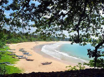 Freedom Resort Талалла-Юг Экстерьер фото